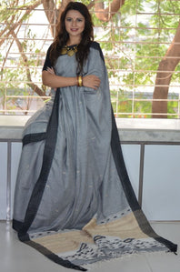Pure Linen Khadi Ghicha Cotton Handwoven Jamdani Saree