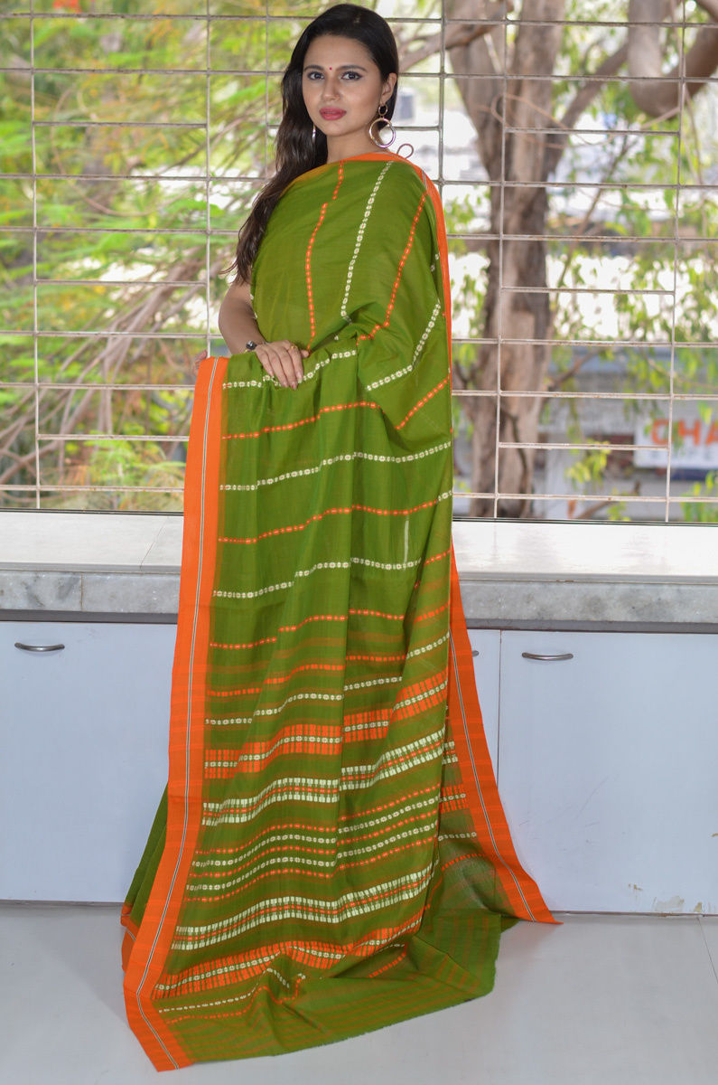 Pure Cotton Double Bordered Begumpuri Handloom Saree (All over woven bootis)